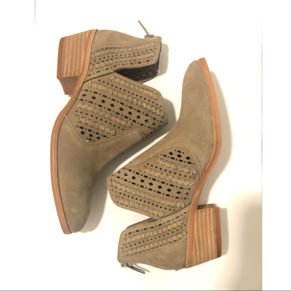 Vince Camuto Prasata Leather Booties